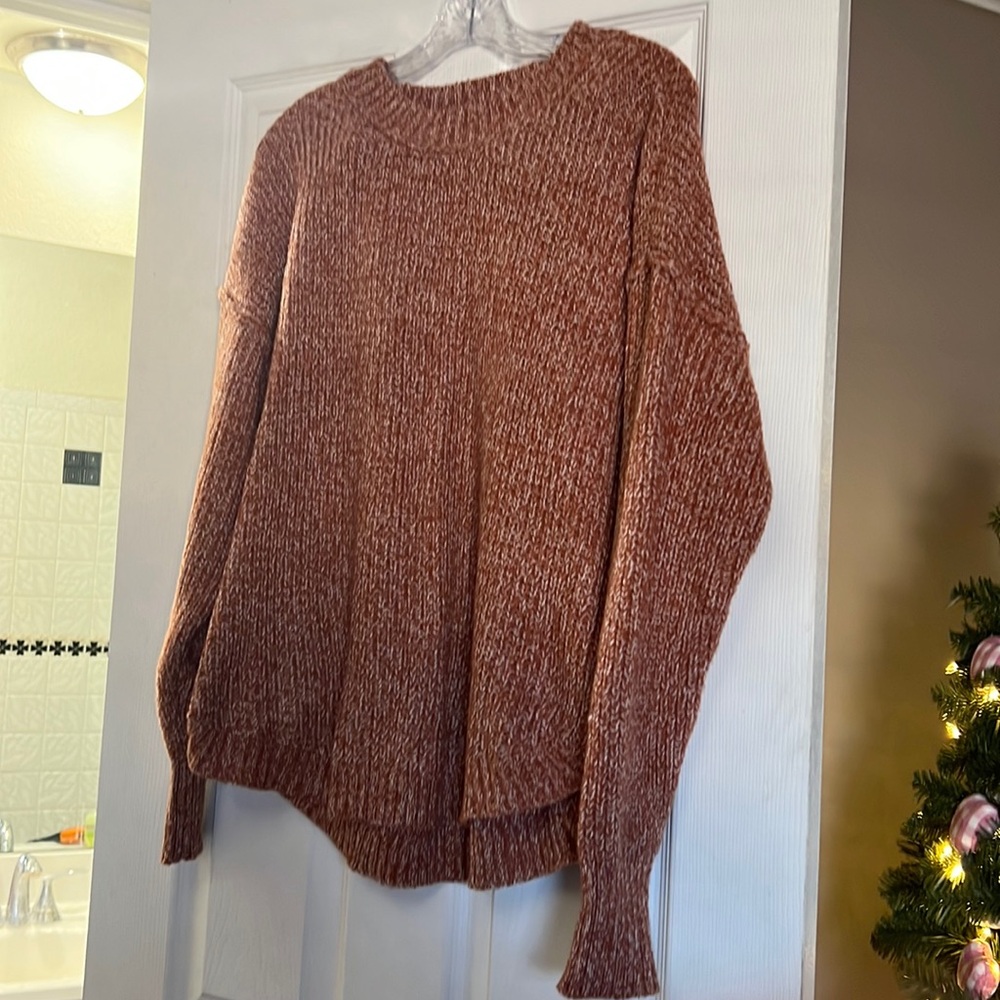 womens  XL sweater . like new .comfy . oversized . like new.
